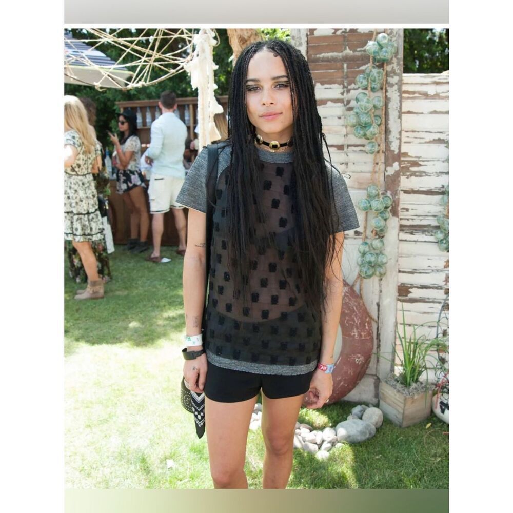 Wear it like Zoe’! - Picture 14 of 16